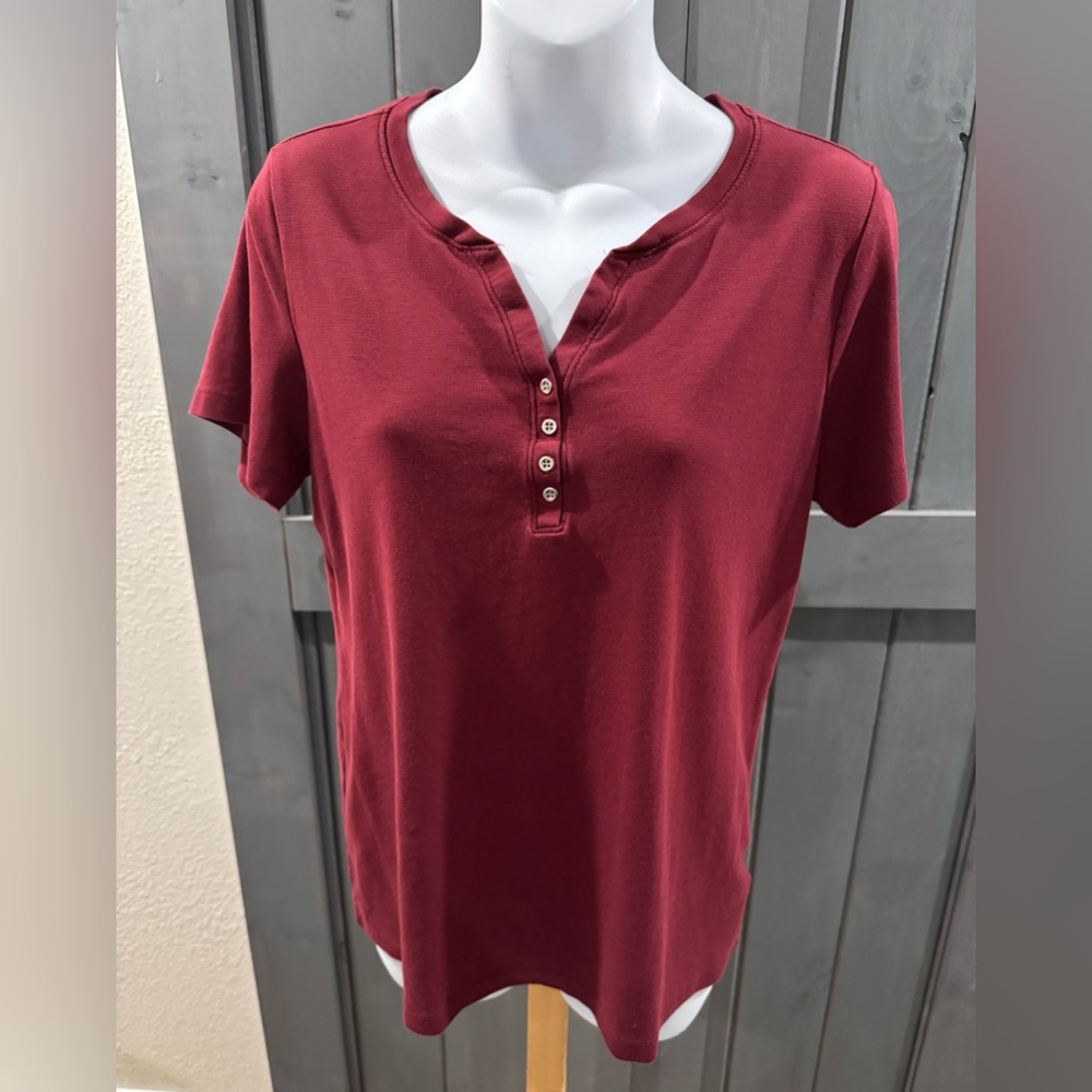 Women's Karen Scott top size M